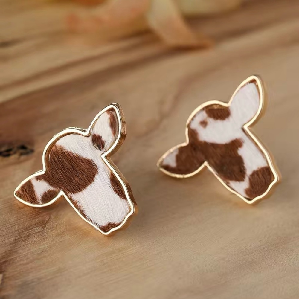 Western Cow head earrings - brown & white fur in gold setting - Picture 1 of 3
